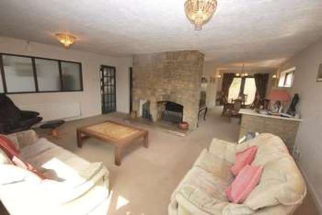  Image of 4 bedroom Detached house for sale in Stonehill Hanham Bristol BS15 at Stonehill Hanham Bristol, BS15 3HP