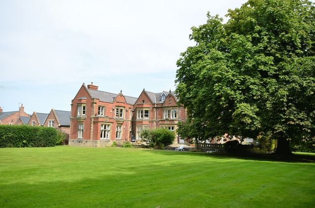  Image of 2 bedroom Flat to rent in Strathalyn Rossett Wrexham LL12 at Strathalyn Rossett Wrexham, LL12 0GB