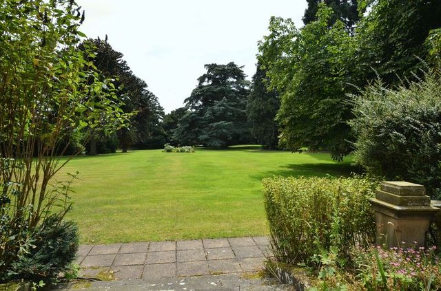  Image of 2 bedroom Flat to rent in Strathalyn Rossett Wrexham LL12 at Strathalyn Rossett Wrexham, LL12 0GB