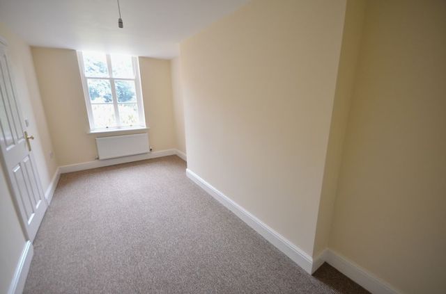  Image of 2 bedroom Flat to rent in Strathalyn Rossett Wrexham LL12 at Strathalyn Rossett Wrexham, LL12 0GB