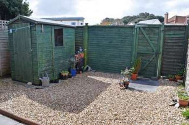  Image of 1 bedroom Flat for sale in Strode Road Clevedon BS21 at Strode Road  Clevedon, BS21 6QB