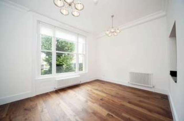  Image of 3 bedroom Flat to rent in Sutherland Avenue London W9 at Sutherland Avenue Maida Vale London, W9 2QJ