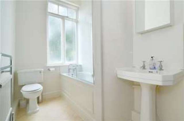  Image of 2 bedroom Flat for sale in Grove Park Terrace London W4 at Grove Park Terrace London Gunnersbury, W4 3JH