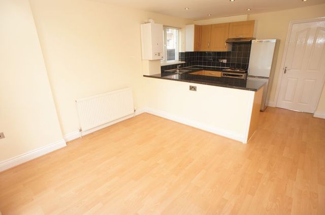  Image of 2 bedroom Terraced house to rent in Sycamore Drive Brentwood CM14 at Sycamore Drive  Brentwood, CM14 4UG