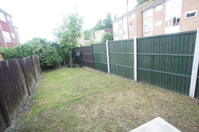  Image of 2 bedroom Terraced house to rent in Sycamore Drive Brentwood CM14 at Sycamore Drive  Brentwood, CM14 4UG