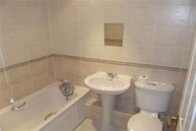  Image of 2 bedroom Flat to rent in Ordnance Road Southampton SO15 at Southampton, SO15 2BJ