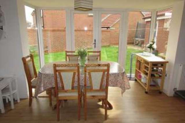  Image of 4 bedroom Detached house for sale in Taplin Close Basingstoke RG24 at Taplin Close  Basingstoke, RG24 9FQ
