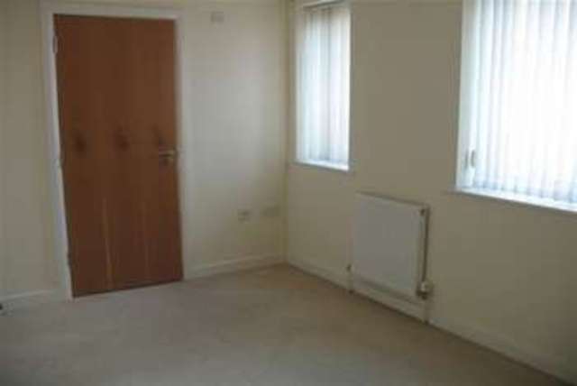  Image of 2 bedroom Flat to rent in Ted Bates Road Southampton SO14 at Southampton, SO14 5FH