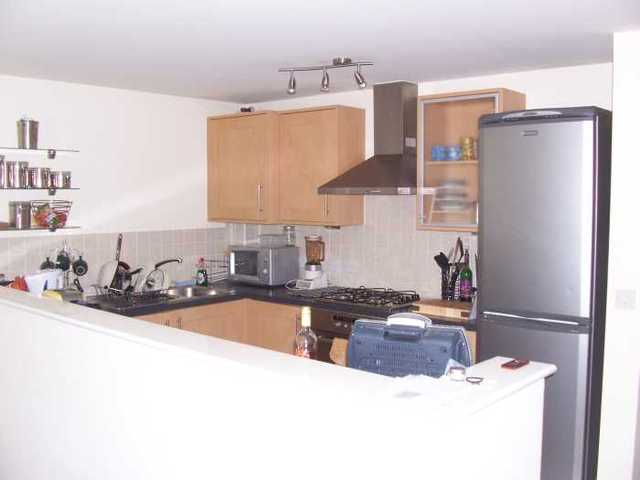  Image of 2 bedroom Flat to rent in Ted Bates Road Southampton SO14 at Southampton SO14 5FH Southampton, SO14 5FH