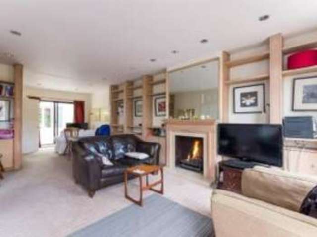  Image of 3 bedroom Terraced house for sale in Tennis Mews Nottingham NG7 at The Park Nottingham Nottingham, NG7 1EX