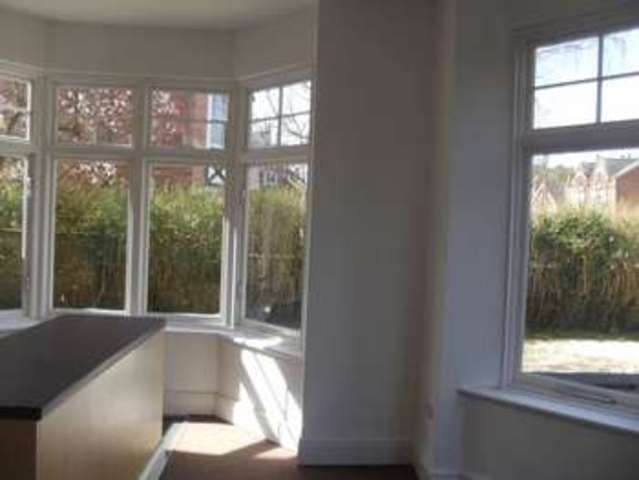  Image of 1 bedroom Flat to rent in The Broadway Woodhall Spa LN10 at The Broadway  Woodhall Spa, LN10 6ST