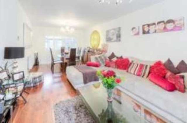  Image of 4 bedroom Semi-Detached house for sale in The Chase Watford WD18 at Watford Hertfordshire Watford, WD18 7JQ