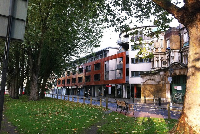  Image of 2 bedroom Flat to rent in Mile End Road London E1 at London Stepney Green, E1 4TL
