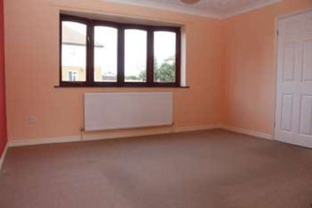  Image of 3 bedroom Detached house for sale in The Common Freethorpe Norwich NR13 at Freethorpe Norwich Freethorpe Common, NR13 3LX