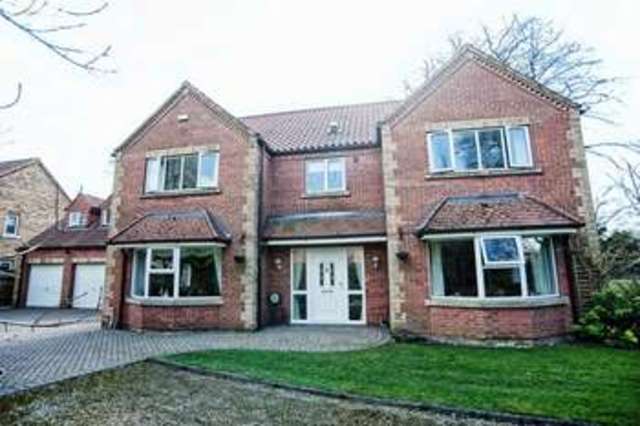  Image of 4 bedroom Detached house for sale in The Dell Broughton Brigg DN20 at The Dell  Broughton, DN20 0WA