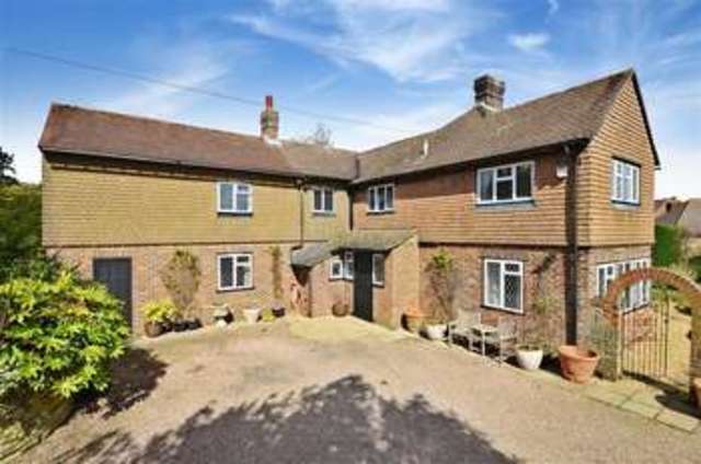  Image of 5 bedroom Detached house for sale in The Drive Maresfield Park Maresfield Uckfield TN22 at Maresfield East Sussex Uckfield, TN22 2HB