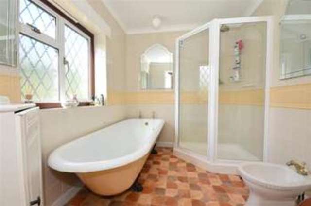  Image of 5 bedroom Detached house for sale in The Drive Maresfield Park Maresfield Uckfield TN22 at Maresfield East Sussex Uckfield, TN22 2HB