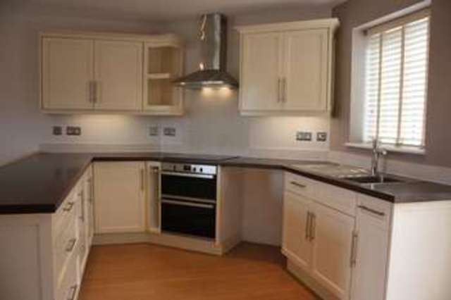  Image of 2 bedroom Semi-Detached house to rent in The Green Barby Rugby CV23 at Barby, CV23 8TS