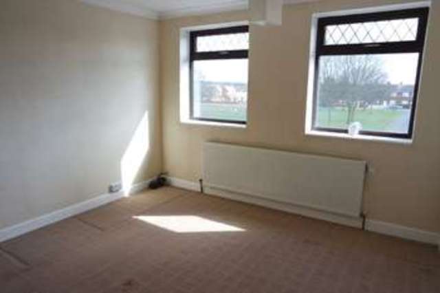  Image of 3 bedroom Semi-Detached house for sale in The Green Mansfield Woodhouse Mansfield NG19 at The Green Mansfield Woodhouse Mansfield, NG19 8HX