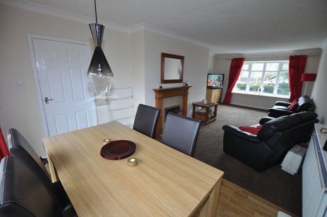  Image of 3 bedroom Semi-Detached house for sale in The Lawns Rolleston-on-Dove Burton-on-Trent DE13 at The Lawns Rolleston-on-Dove Burton-On-Trent, DE13 9DD