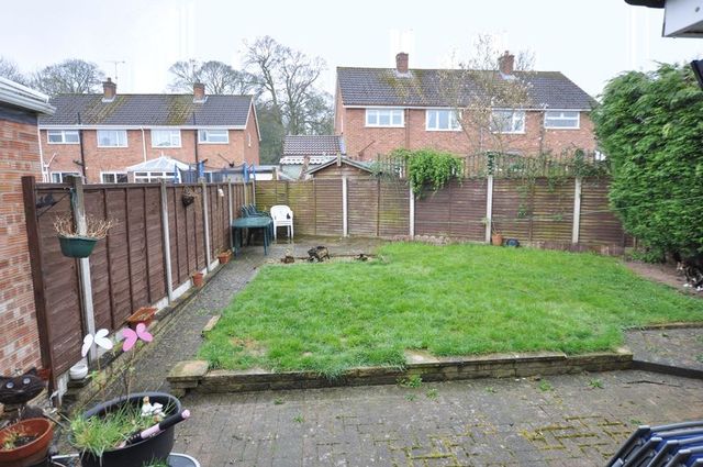  Image of 3 bedroom Semi-Detached house for sale in The Lawns Rolleston-on-Dove Burton-on-Trent DE13 at The Lawns Rolleston-on-Dove Burton-On-Trent, DE13 9DD