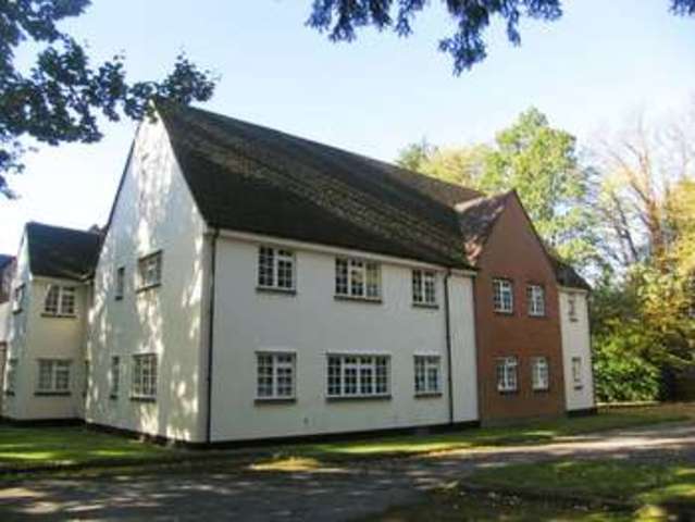  Image of 1 bedroom Flat to rent in The Maultway Camberley GU15 at The Maultway  CAMBERLEY, GU15 1PS