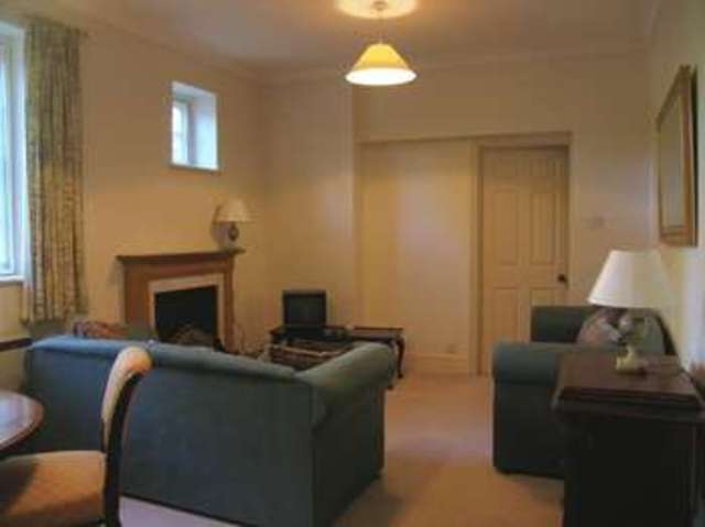  Image of 1 bedroom Flat to rent in The Maultway Camberley GU15 at The Maultway  CAMBERLEY, GU15 1PS