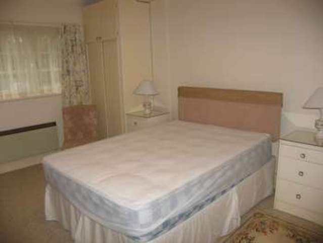  Image of 1 bedroom Flat to rent in The Maultway Camberley GU15 at The Maultway  CAMBERLEY, GU15 1PS