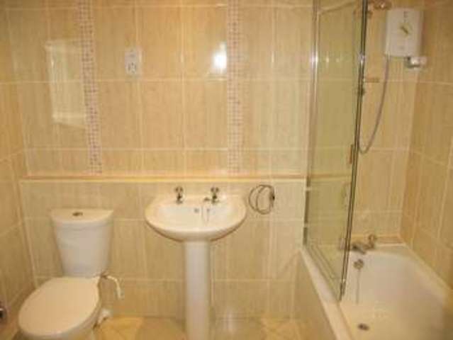  Image of 1 bedroom Flat to rent in The Maultway Camberley GU15 at The Maultway  CAMBERLEY, GU15 1PS