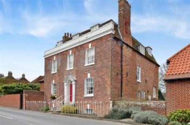  Image of 2 bedroom Flat for sale in The Old Vicarage The Street Woodnesborough Sandwich CT13 at Woodnesborough Sandwich Sandwich, CT13 0QT
