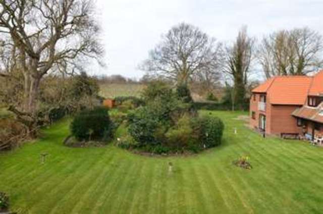  Image of 2 bedroom Flat for sale in The Old Vicarage The Street Woodnesborough Sandwich CT13 at Woodnesborough Sandwich Sandwich, CT13 0QT