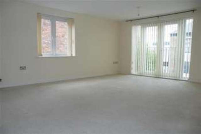  Image of 2 bedroom Flat to rent in Cranbrook Street Nottingham NG1 at Nottingham, NG1 1EJ
