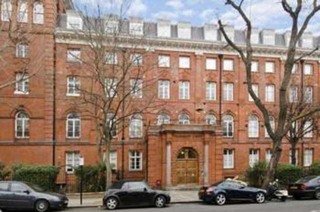  Image of 2 bedroom Flat to rent in Chepstow Villas London W11 at Thornbury Court  36-38 Chepstow Villas, W11 2RE