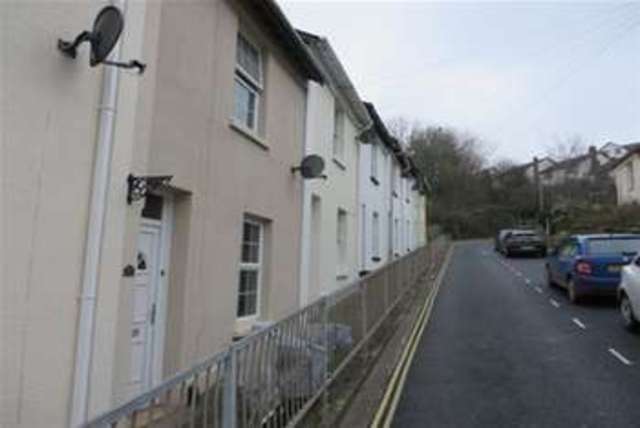  Image of 2 bedroom Terraced house to rent in Tudor Road Newton Abbot TQ12 at Newton Abbot, TQ12 1HT
