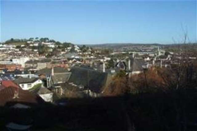  Image of 2 bedroom Terraced house to rent in Tudor Road Newton Abbot TQ12 at Newton Abbot, TQ12 1HT