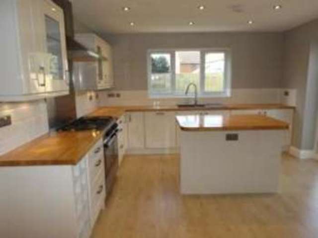  Image of 4 bedroom Detached house for sale in Cavendish Road Trimley St. Martin Felixstowe IP11 at Trimley St. Martin Felixstowe Walton, IP11 0RR