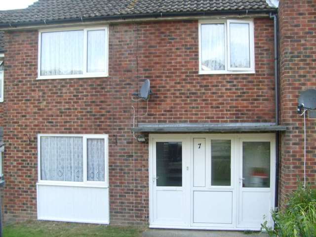  Image of 4 bedroom Terraced house for sale in Tunstall Road Canterbury CT2 at Tunstall Road  Canterbury, CT2 7BX