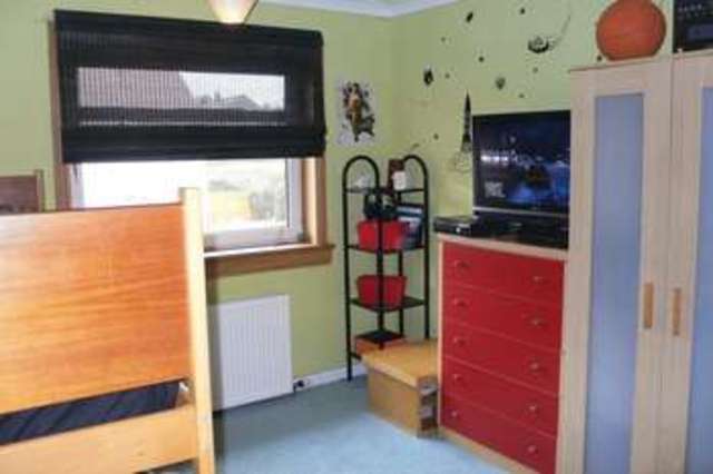  Image of 3 bedroom Terraced house for sale in Valley Gardens South Kirkcaldy KY2 at Valley Gardens South  Kirkcaldy, KY2 6AW