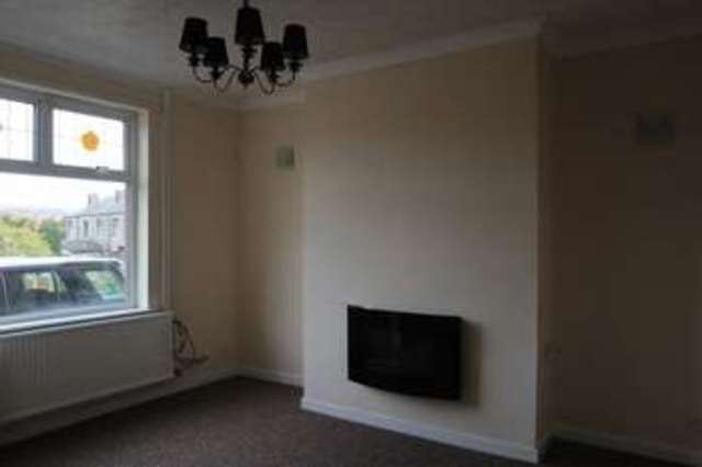  Image of 2 bedroom Terraced house to rent in Vandyke Street Rochdale OL12 at Vandyke Street Norden Rochdale, OL12 7QG