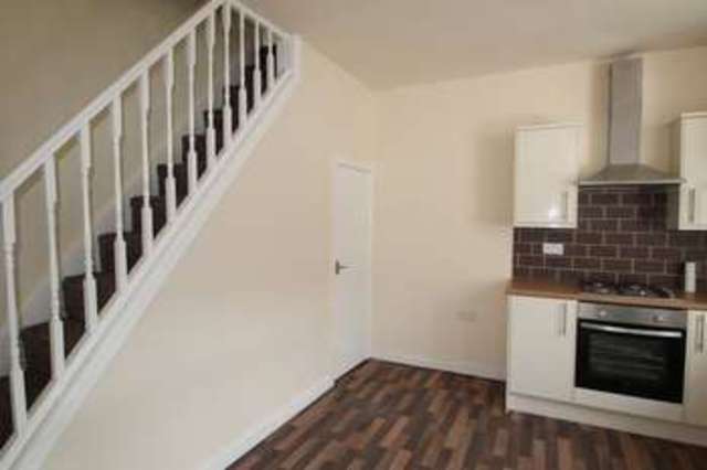  Image of 2 bedroom Terraced house to rent in Vandyke Street Rochdale OL12 at Vandyke Street Norden Rochdale, OL12 7QG