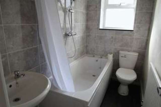  Image of 2 bedroom Terraced house to rent in Vandyke Street Rochdale OL12 at Vandyke Street Norden Rochdale, OL12 7QG