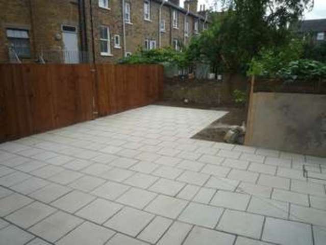  Image of 3 bedroom Flat to rent in Varden Street London E1 at 32 Varden Street  London, E1 2AR