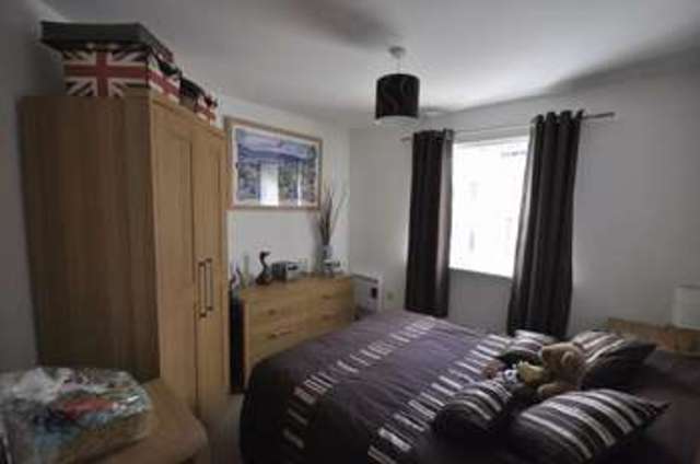  Image of 2 bedroom Flat to rent in Vestry Gardens Gloucester GL4 at Vestry Gardens  Gloucester, GL4 4RG