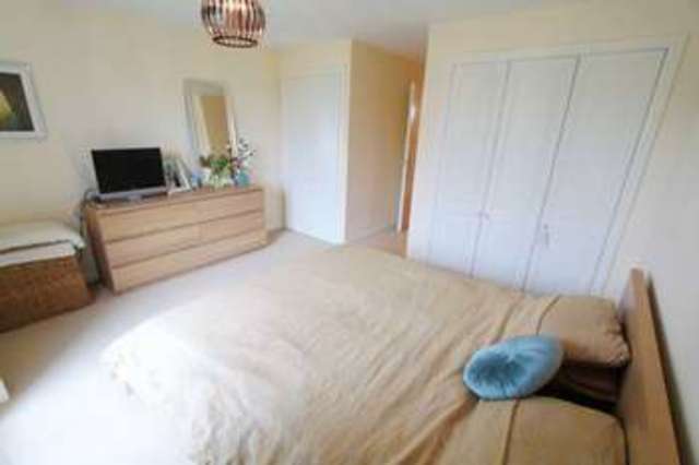  Image of 3 bedroom Terraced house for sale in Viscount Gardens Eastleigh SO50 at Viscount Gardens  Eastleigh, SO50 5TZ