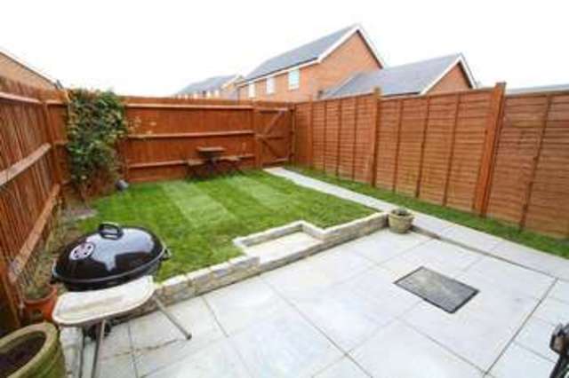  Image of 3 bedroom Terraced house for sale in Viscount Gardens Eastleigh SO50 at Viscount Gardens  Eastleigh, SO50 5TZ