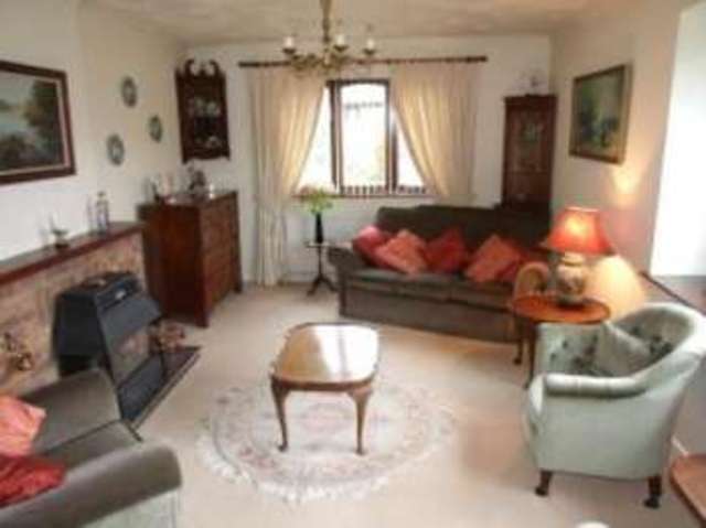  Image of 3 bedroom Bungalow for sale in Fisher Close Wadebridge PL27 at Wadebridge Cornwall Bodieve, PL27 6BG