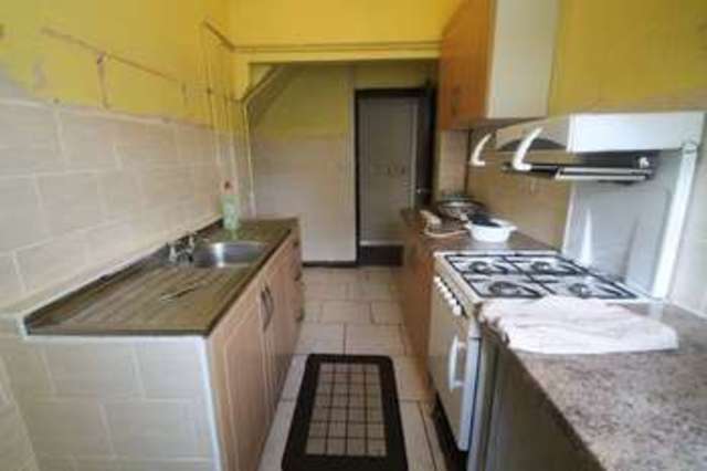 Image of 4 bedroom Terraced house for sale in Wanderers Avenue Wolverhampton WV2 at Wanderers Avenue  Wolverhampton, WV2 3HL