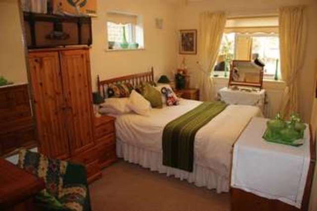  Image of 3 bedroom Detached house for sale in Washingborough Road Heighington Lincoln LN4 at Washingborough Road  Heighington, LN4 1RE