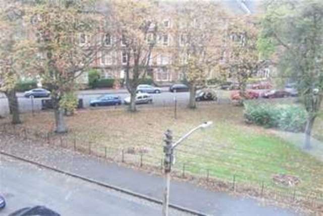  Image of 1 bedroom Flat to rent in Waverley Street Shawlands Glasgow G41 at Glasgow, G41 2EA