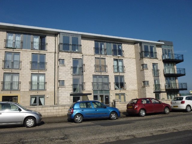  Image of 2 bedroom Flat to rent in West Granton Road Edinburgh EH5 at Silverknowes Edinburgh Edinburgh, EH5 1FE